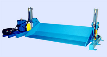 bucket loader used to load and unload surface winders